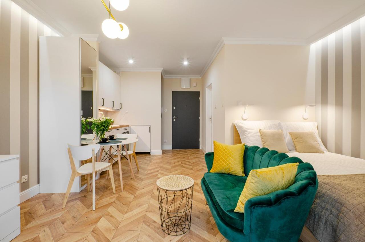 Sky Home- Green Apartament -Manufaktura, Bezplatny Parking, Klimatyzacja, Dostep Na Kod Łódź Eksteriør billede
