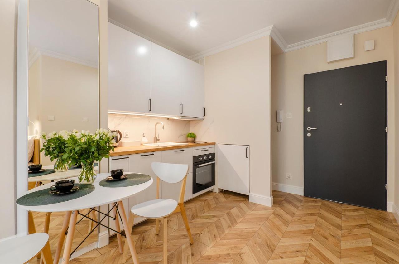 Sky Home- Green Apartament -Manufaktura, Bezplatny Parking, Klimatyzacja, Dostep Na Kod Łódź Eksteriør billede
